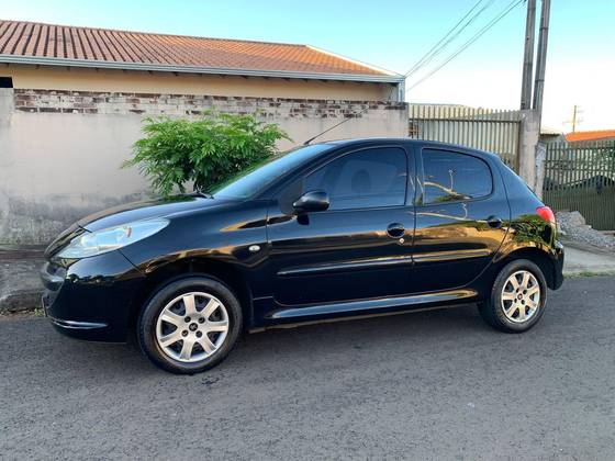 PEUGEOT 207 1.4 XR 8V FLEX 4P MANUAL
